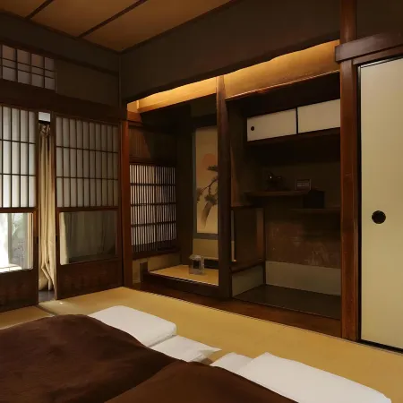 Guesthouse Kyoto Compass Отели рядом с достопримечательностью «Гора Арасияма»
