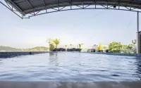 Radja Hotel - Pools