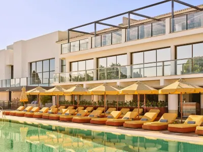 Don Carlos Marbella Hotels near Puerto Cabopino beach & marina