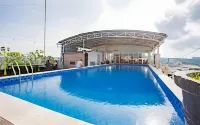 Radja Hotel - Pools