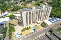 Diroma Exclusive - Piscinas Termais 24 Horas, Sauna, Copa da mamãe, Estacionamento grátis!!!! Hotels in 