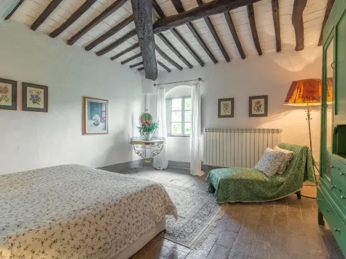 Rustic Farmhouse Stay, Carmignano