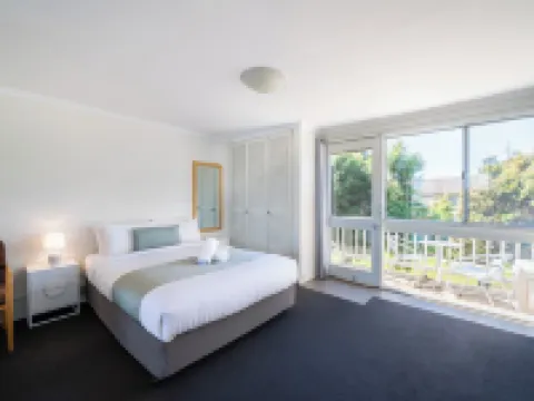 باثرست ستوديو أبارتمنتس فنادق في باثرست