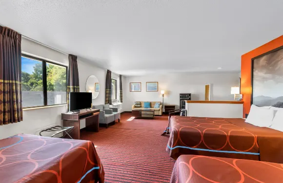 鄧弗里斯-匡蒂科速8酒店