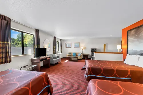 Super 8 by Wyndham Dumfries/Quantico Hotels in Triangle