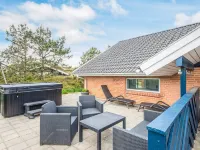 Tranquil Oasis in Henne Strand-by Traum Hotels in Henne