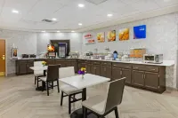 Comfort Inn & Suites Greenville Near East Carolina University - petit déjeuner