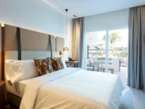 Hotel Indigo Gandia - Beach by IHG Hotels in Grau i Platja
