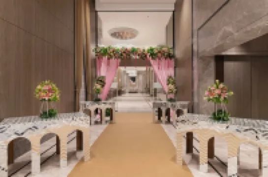 Crowne Plaza LUCKNOW by IHG