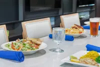 Holiday Inn MELBOURNE-VIERA CONFERENCE CTR by IHG - Frühstück