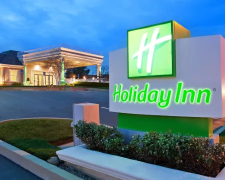 雷丁假日酒店 雷丁酒店