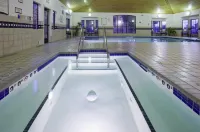 Staybridge Suites MPLS-MAPLE GROVE/ARBOR LAKES by IHG - Hot Tub