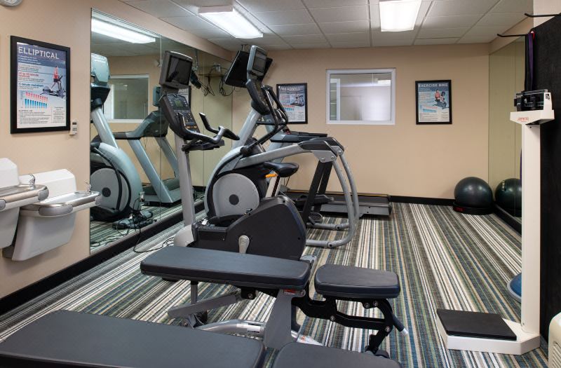 Candlewood Suites Olathe - Kansas City Area by IHG photo 5