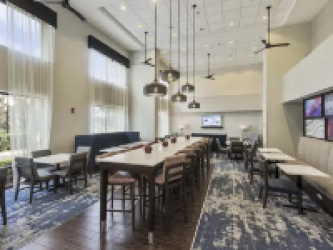 Hampton Inn & Suites Orlando-Apopka Hotels in Apopka