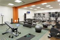 Holiday Inn Express & Suites CINCINNATI NORTH - LIBERTY WAY by IHG - parking