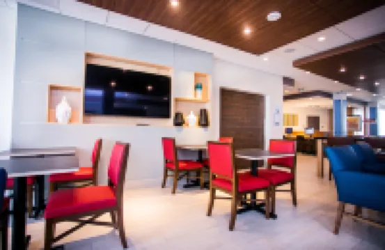 Holiday Inn Express & Suites REHOBOTH BEACH by IHG