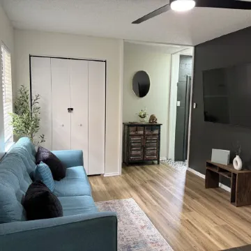 Pet Friendly Studio with Private Patio