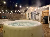 Pool House Paradise - 1BD / 1 Bath - Near TTU