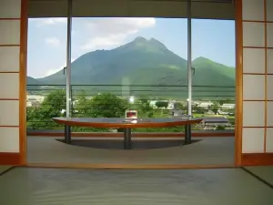 由布院 ことぶき 花の庄