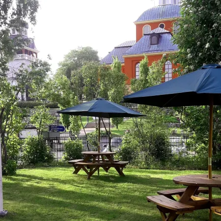 Prästgården Hotell & Bryggeri Отели в г. комунна Сёдерхамн