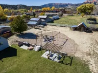 快樂小徑民宿 特洛匹克酒店