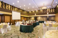 Aston Tropicana Hotel Bandung - breakfast