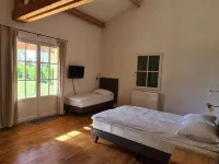 Bungalow in Lanzac with Panoramic Views Hotele w: Lanzac