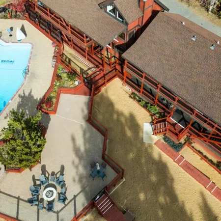 Edgelake Beach Club