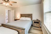 9 Mi to College Station: Dog-friendly Home w/ Yard - Country Houses