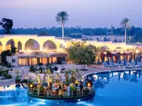 Pyramids Park Resort Cairo - Beach