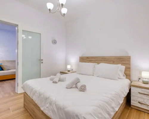 Qala Tranquil Escape - Stylish with Terrace & AC Hotels in Qala