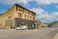 Eureka Main Street Retreat Near ATV Trails & Mines - 3-Star