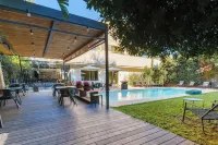 Domìa Boutique Hotel e Cucina - Pools