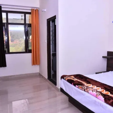 Aastha Homestay