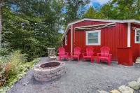 Tiny House at Sugarbush North: Adventure Hub! - 2-Star