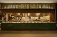 voco Quang Binh Resort by IHG - breakfast