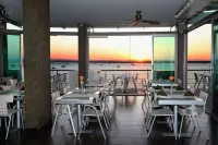 Seven Crown la Paz Malecon