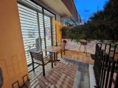 拉馬爾薩中心的精緻別墅帶花園