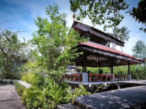 ChababaanCham Resort アムパワーのホテル