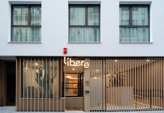 리베레 세비야 플라자 누에바 외관 및 객실