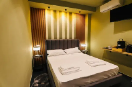 Noah Gate Hotel & Suites