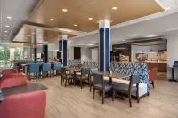 Holiday Inn Express & Suites QUEENSBURY - LAKE GEORGE AREA by IHG - Desayuno