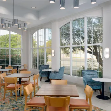 Hampton Inn & Suites Austin-Airport