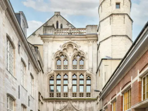 安特衛普藍寶石之家傲途格精選飯店