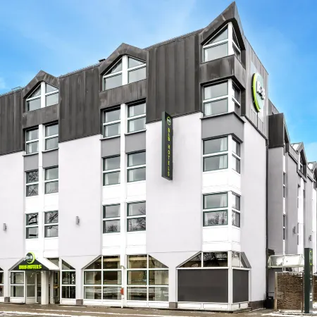 B&B HOTEL München-Schwabing Отели рядом с достопримечательностью «Швабинг-Фрайман»