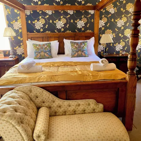 The Castle House Luxury Bed & Breakfast