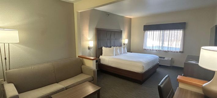 Best Western Plus Paper Valley Hotel Hotels in Outagamie County