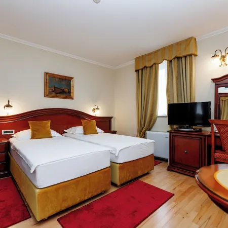 Hotel Savoy