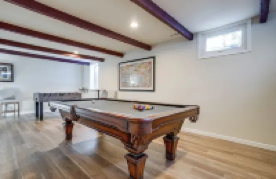Family Fun on Lake Bemidji! Spacious Home w/ Yard