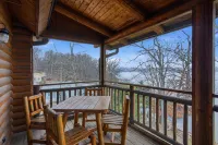Lakefront Log Cabin With Private Dock, Two Decks & Cozy Comfort at 35mm in Sunrise Beach - Интернет